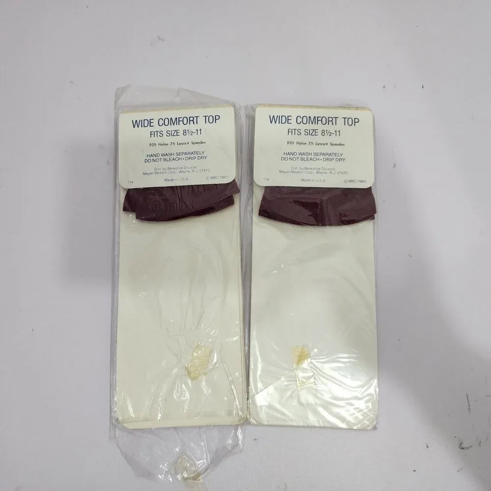 Vintage Berkshire Sheer Knee-Hi Stockings Nylon Sandalfoot Wide Comfort Top Set